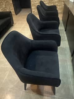 Black Chair velvet