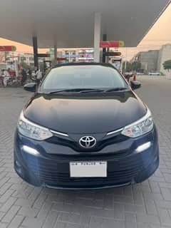 Toyota Yaris 1.3 automatic GLI CVT 45000 Km driven good condition
