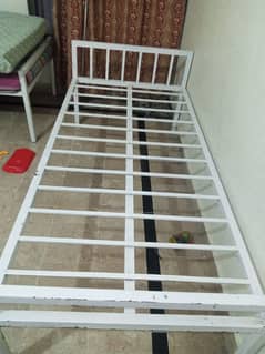 2 used iron beds