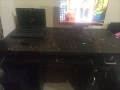 Computer Table