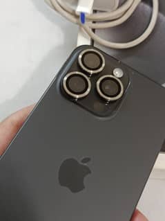iPhone 15 Pro Max (JV) 10/10