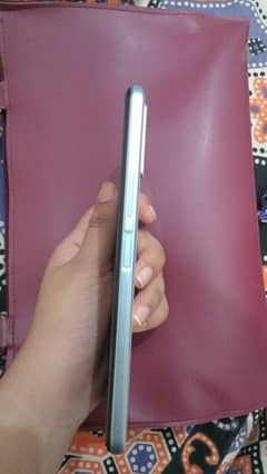 vivo y21A 10/10 condition with complete box