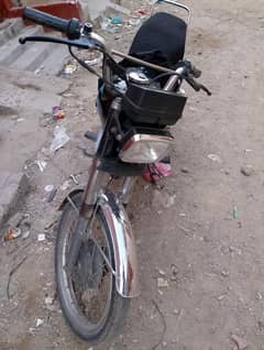 Unique 125 2018