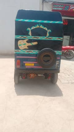 auto C N G riksha 2018