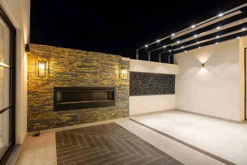 DHA PHASE 7 BLOCK Y 1 KANAL FULL HOUSE FOR RENT. 3