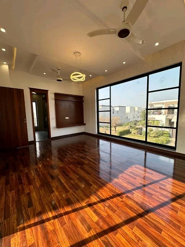 DHA PHASE 7 BLOCK Y 1 KANAL FULL HOUSE FOR RENT. 15