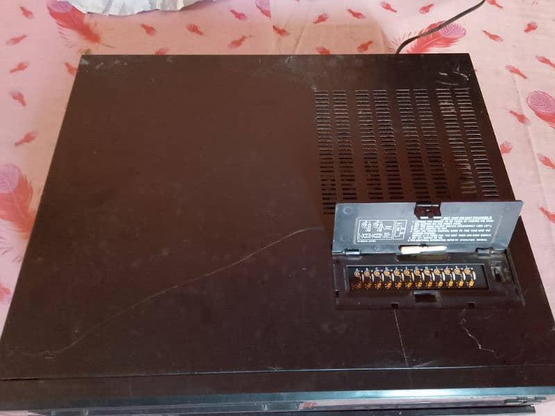 DVD player VCR computer LCD 6