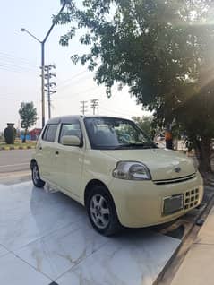 Daihatsu Esse 2010