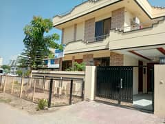 35*70 proper corner House For Sale Near Market G13/
