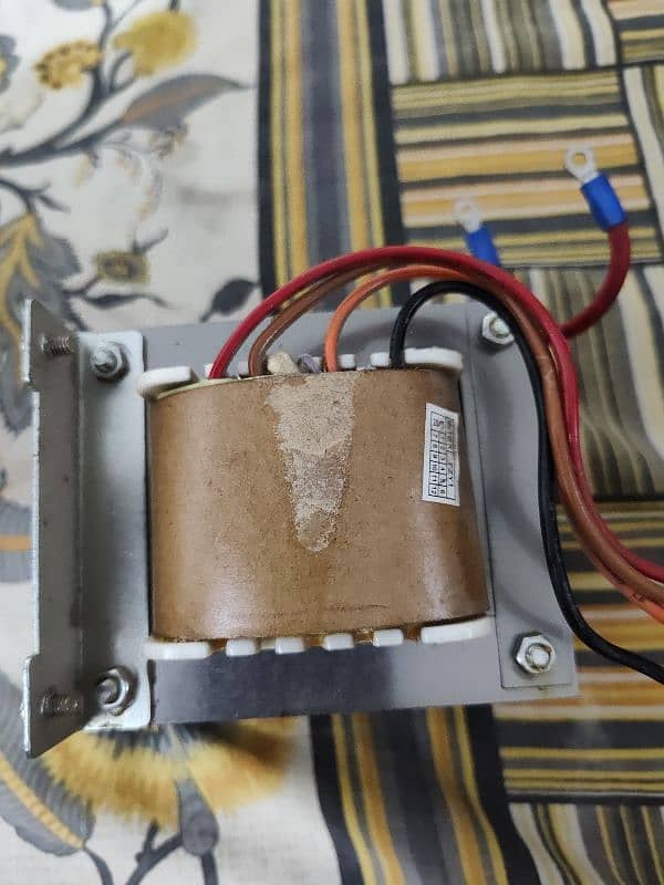 Intex Computer Ups Transformer 3