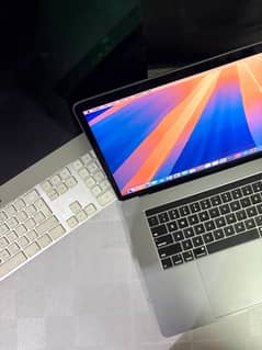MacBook Pro 15” inch 2018 32-512 Core i9 Best For Editing