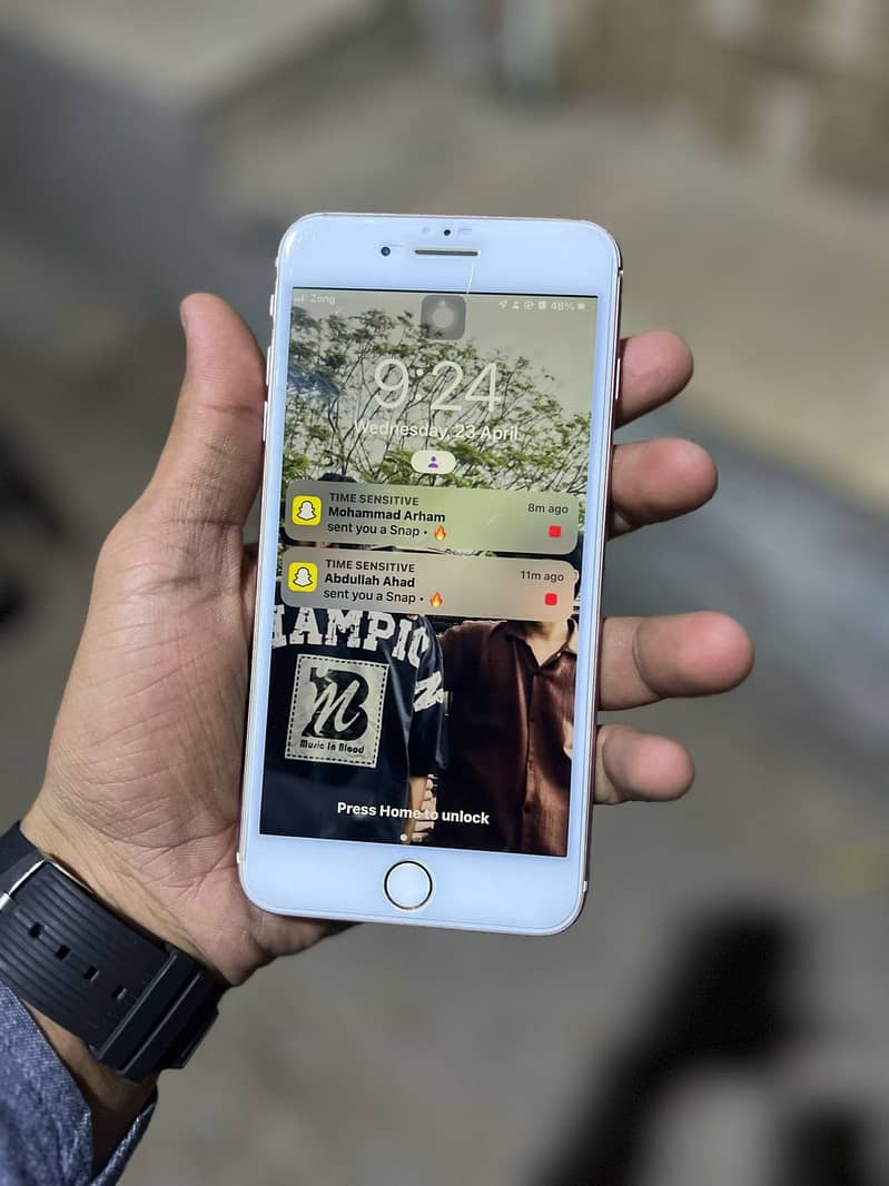 Apple iPhone 7 plus 128 GB PTA Approved 6