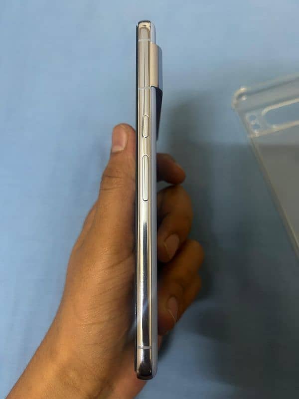 Google pixel 8pro with box Exchange Possible 1