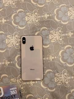 Iphone XsMax 10 by 10 (64GB)