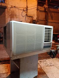 Rova 110 volts window type unit
