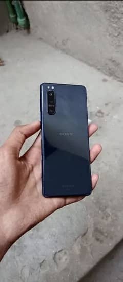 Sony axpirya 5 mark 2