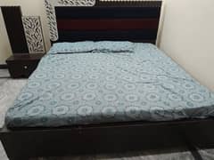 King size bed with 2 side tables