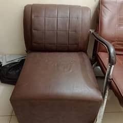 sofa  and table good condtion