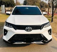 Toyota Fortuner Legender 2022