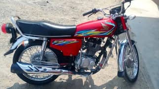 Honda 125 2018 model good condition03461436186. WhatsApp