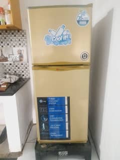 dawlance fridge