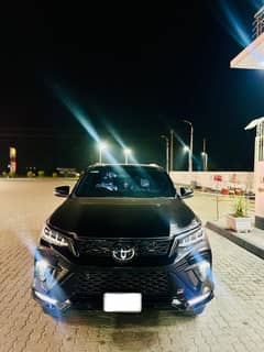 Toyota fortuner GR