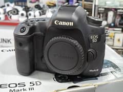 Canon EOS 5D mark III body only Good Condition 0323-2054464