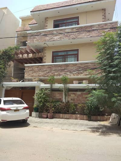 240 SQ Yards West Open Prime Location For OFFICES