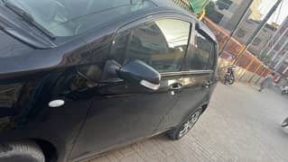 Toyota Vitz 2010