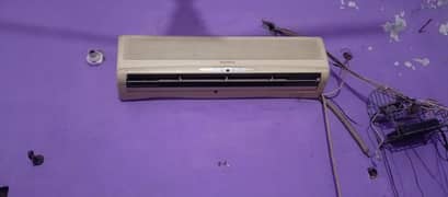 General Ac in Good Condition&Genuine