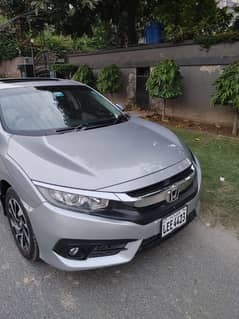 Honda Civic Oriel 2017 i. vtec