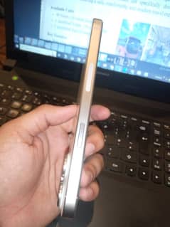 iPhone 15 pro max natural titanium 256gb non pta