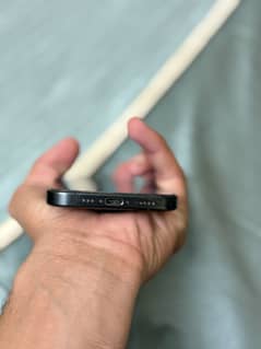 iPhone 15 pro jv 256gb