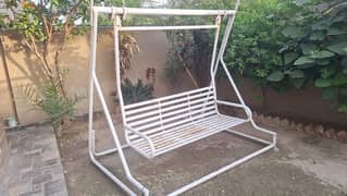 solid iron jhoola for. sale in good condition