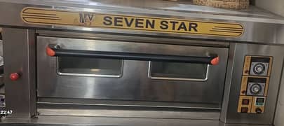 Pizza Oven Machine With Stand, Pans & Gripper.