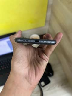 iPhone 11 JV 64 GB