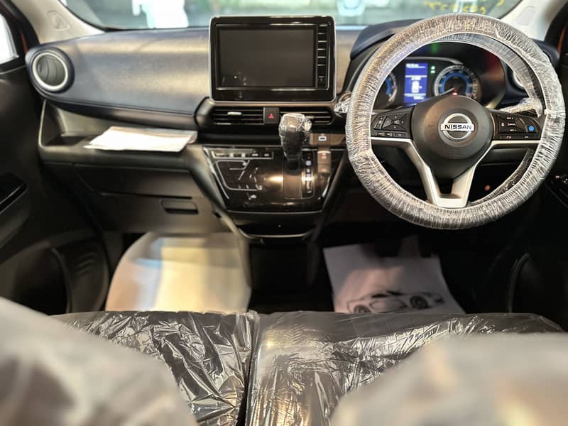 Nissan Dayz Highway Star 2022 9500Km May 2025 Import 2020 2021 days 7