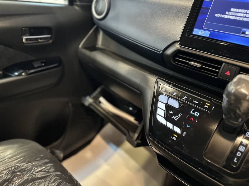 Nissan Dayz Highway Star 2022 9500Km May 2025 Import 2020 2021 days 16
