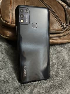 Infinix hot 10play 2/32