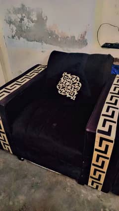6 seats Gucci design sofa set (2) double seatter (2) single seatter