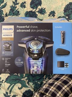 Philipps Norelco Shaver 6900