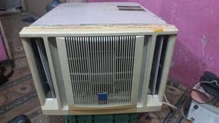 Hitachi 0.75 ton ac