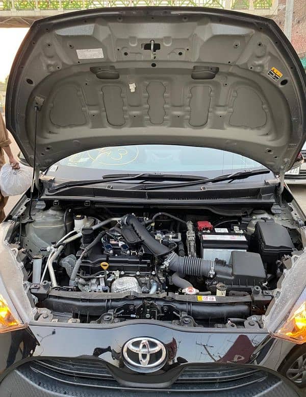 TOYOTA YARIS X PKGE PUSH START MODEL 22 FRESH IMP MAY 25 6
