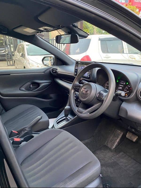 TOYOTA YARIS X PKGE PUSH START MODEL 22 FRESH IMP MAY 25 8