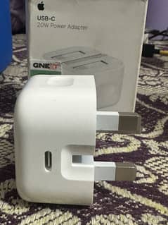 20 w iPhone chrome