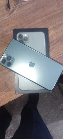 Iphone 11 pro max 256gb PTA Approved with box