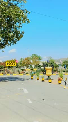 E 11 multi garden corner lavel plot for sale