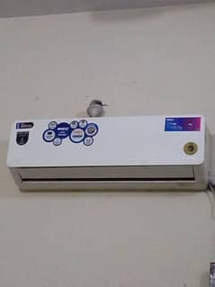 ORIENT DC INVERTER ONE YEAR USED NEW CONDITION
