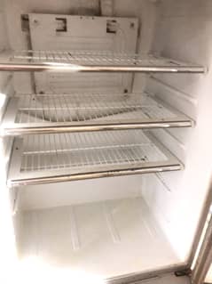 Dawlance fridge | Full size . Koi masala ni
