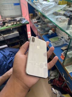 IPhone X.  /256gb